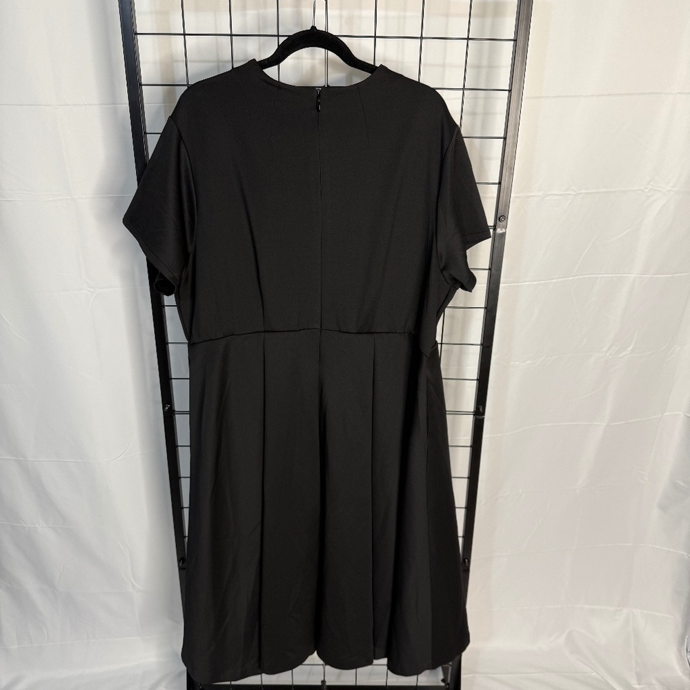 Torrid Size 28 Black Scuba Midi Dress